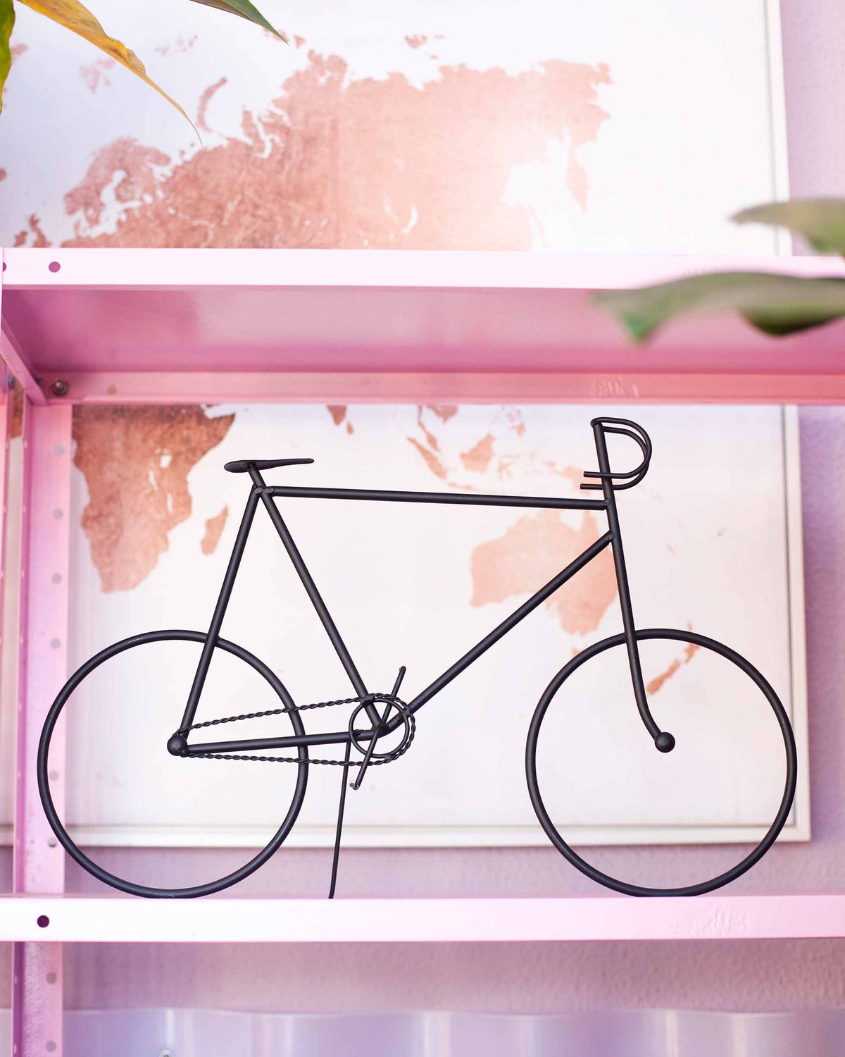 ESCULTURA BICICLETA EM METAL