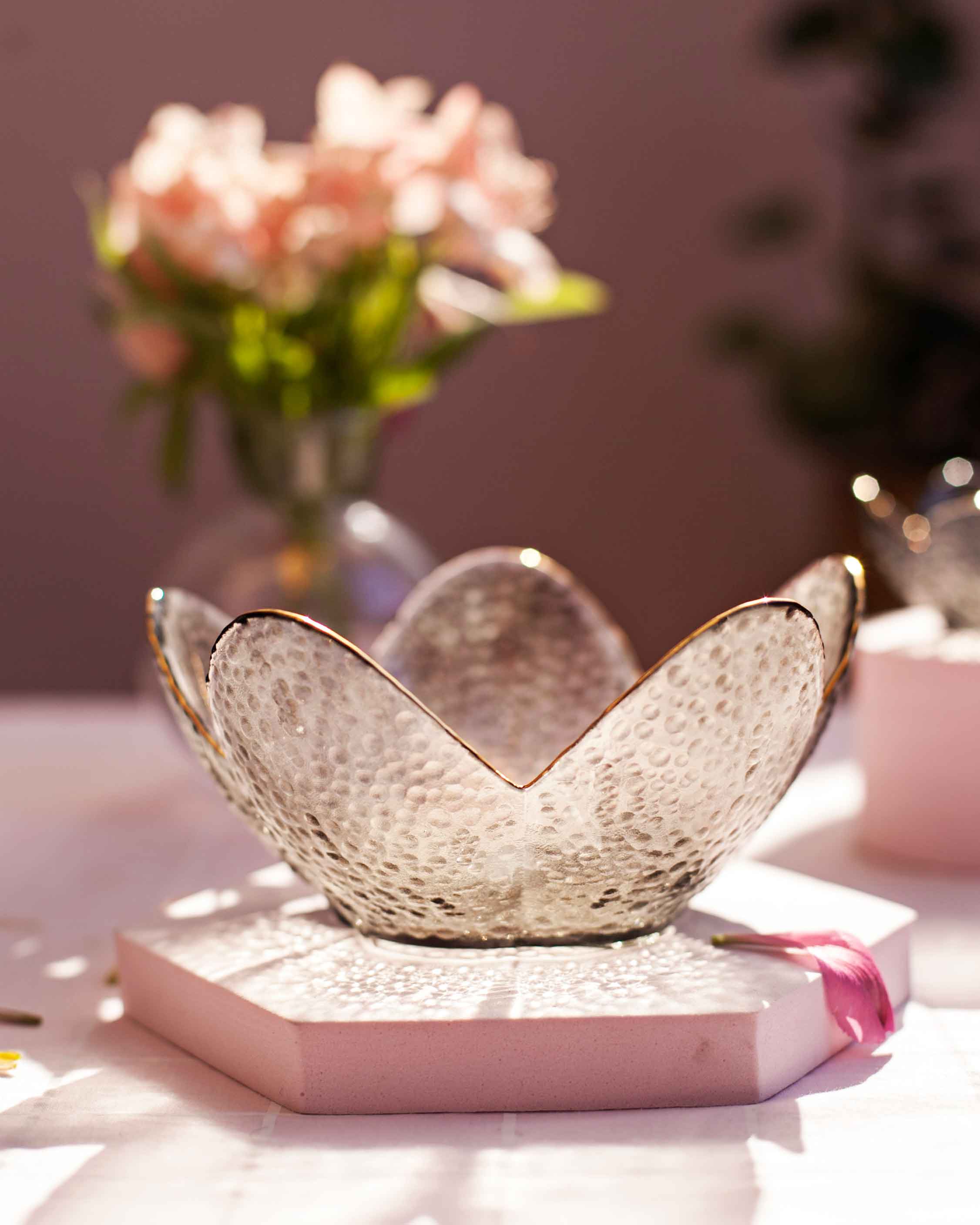 PETISQUEIRA FLOR CINZA- G