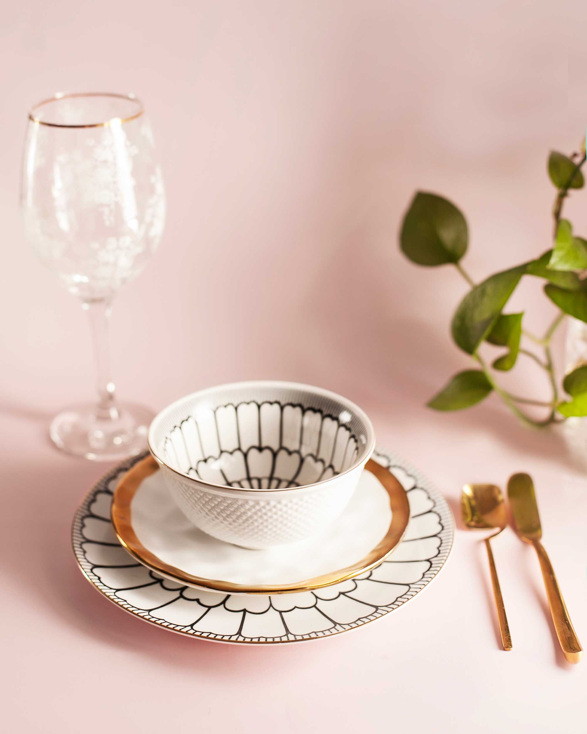 PRATO EM PORCELANA- OSLO
