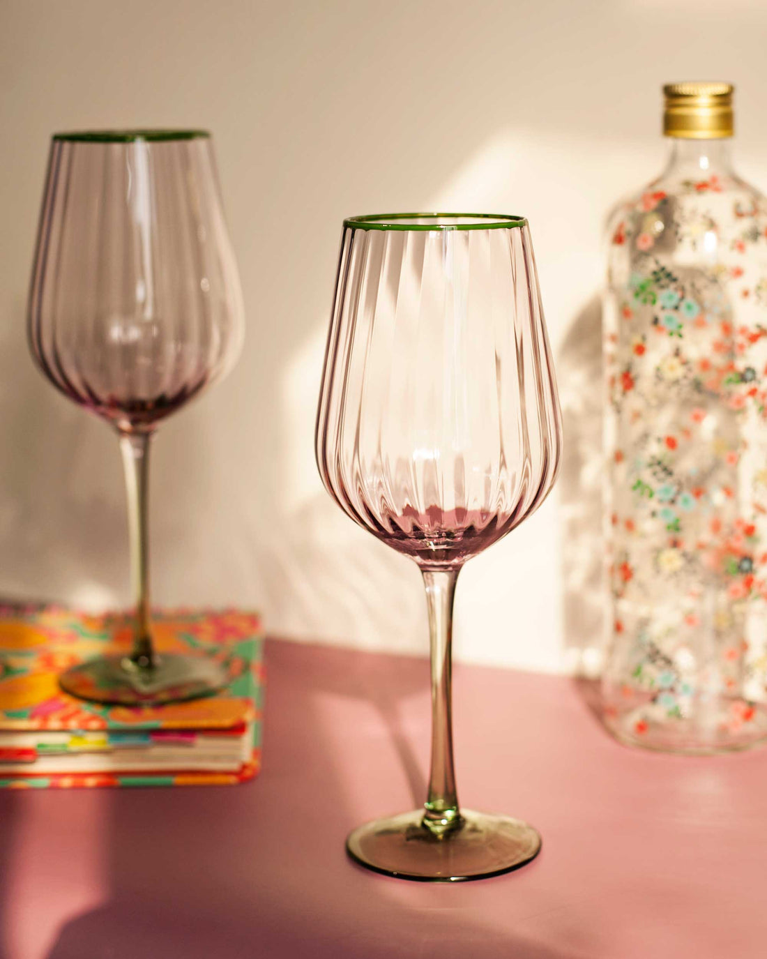 TAÇA LILAC WINE- C/ BASE VERDE- 500 ML