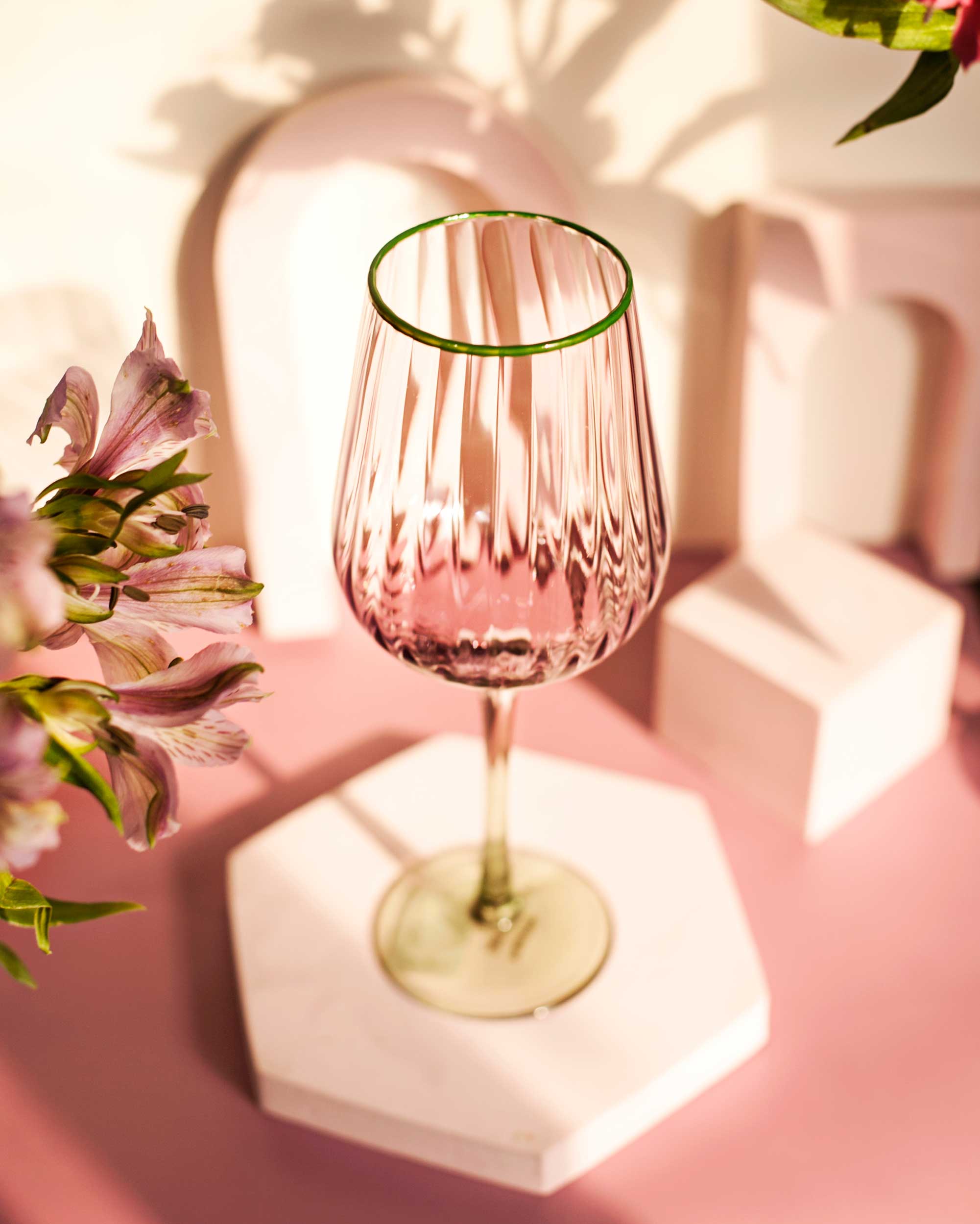 TAÇA LILAC WINE- C/ BASE VERDE- 500 ML