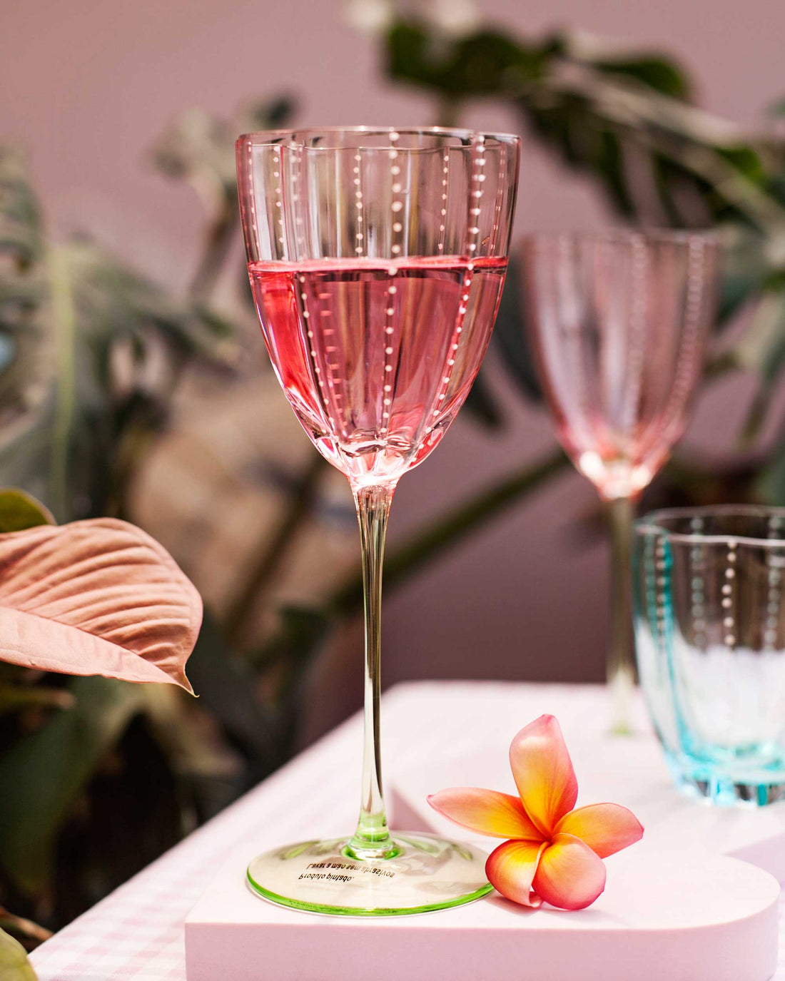 TAÇA WINE LOTUS-PINK- 300 ML