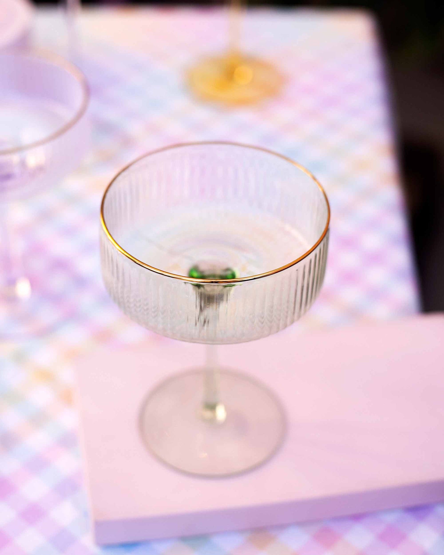 TAÇA COUPE CANELADA- VERDE