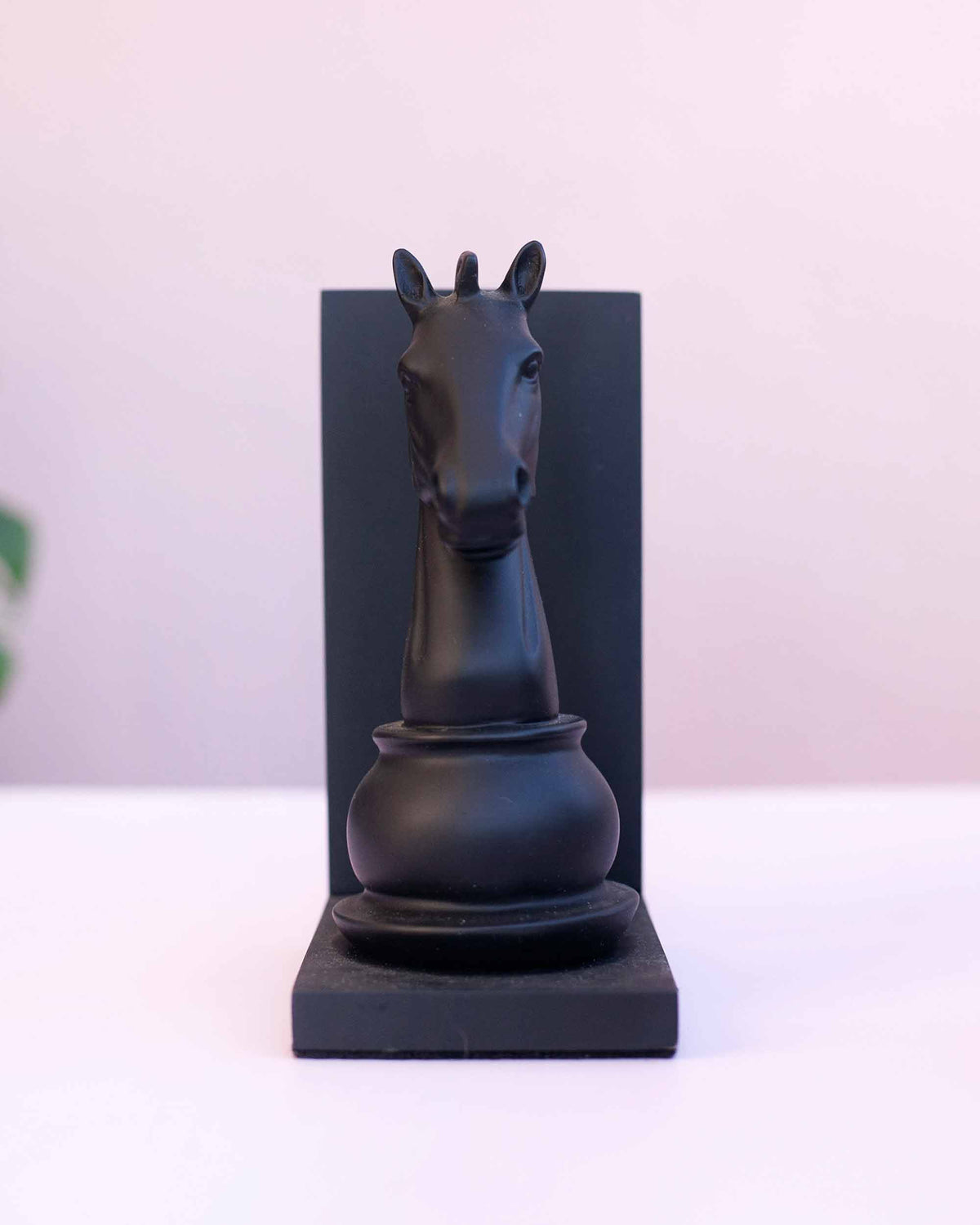 SUPORTE EM RESINA PARA LIVRO- CAVALO