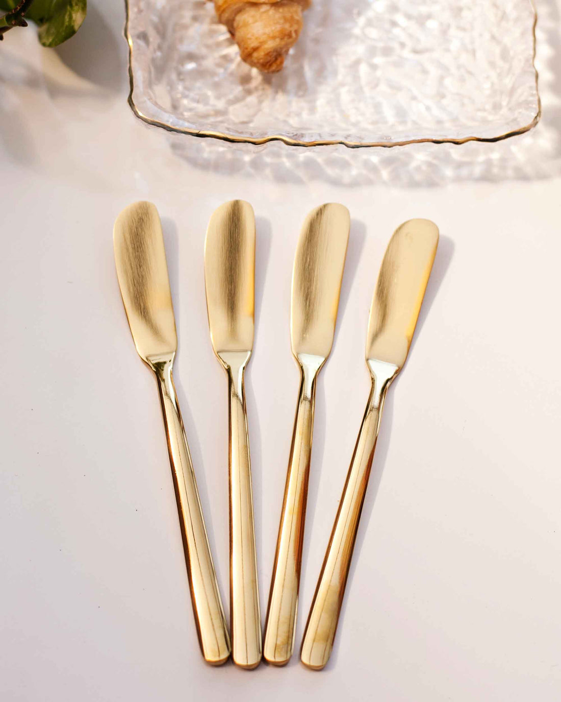 JG.4 ESPÁTULAS PARA MANTEIGA - DOURADO
