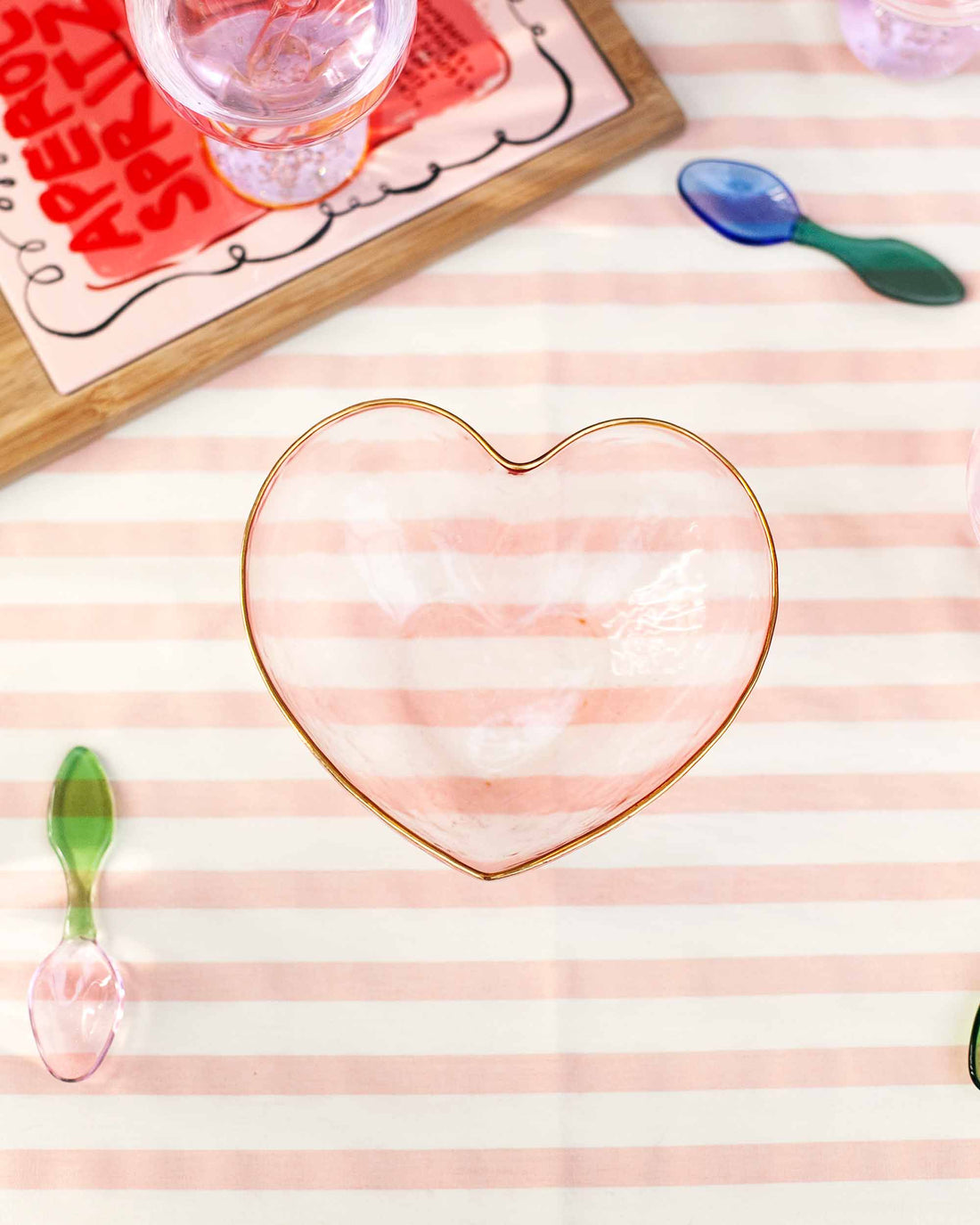 BOWL EM VIDRO HEART- G