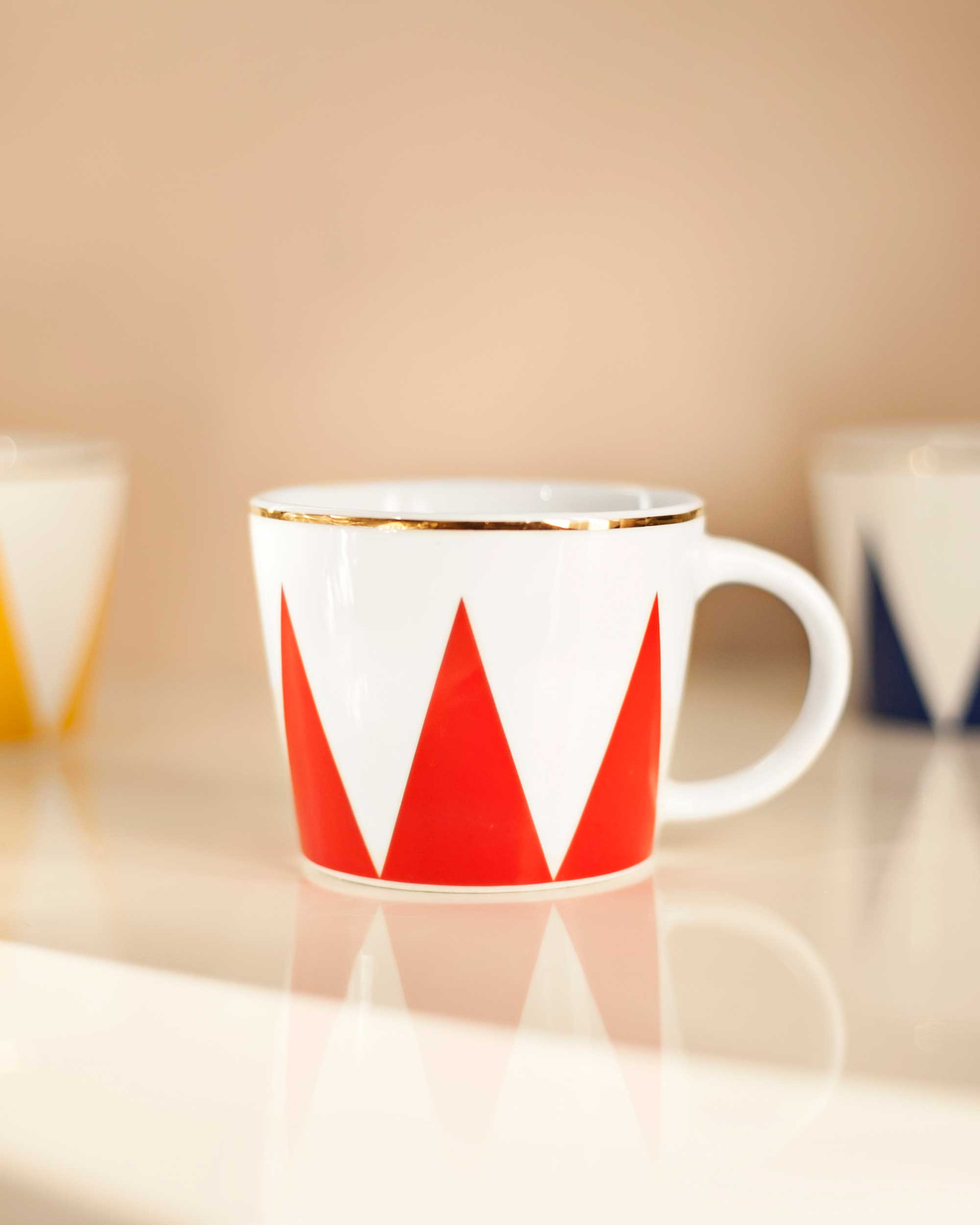 CANECA EM PORCELANA MAXXI - LOLLIPOP VERMELHA