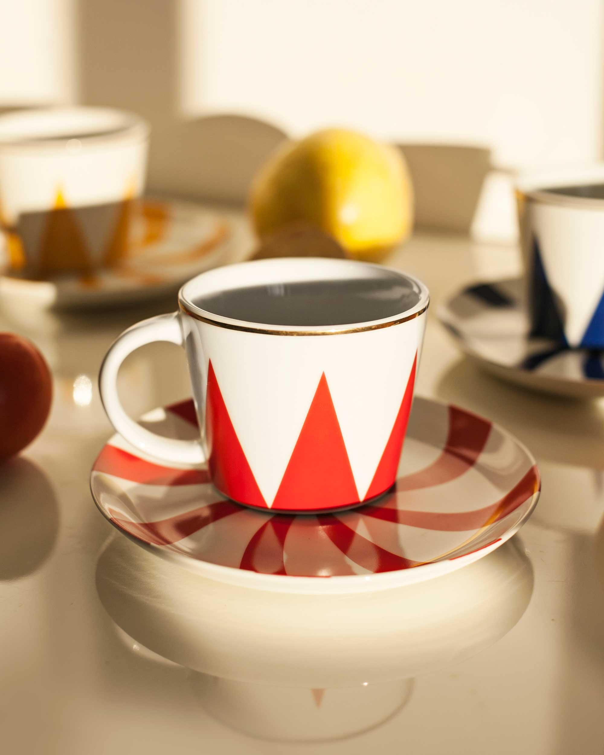 CANECA EM PORCELANA MAXXI - LOLLIPOP VERMELHA