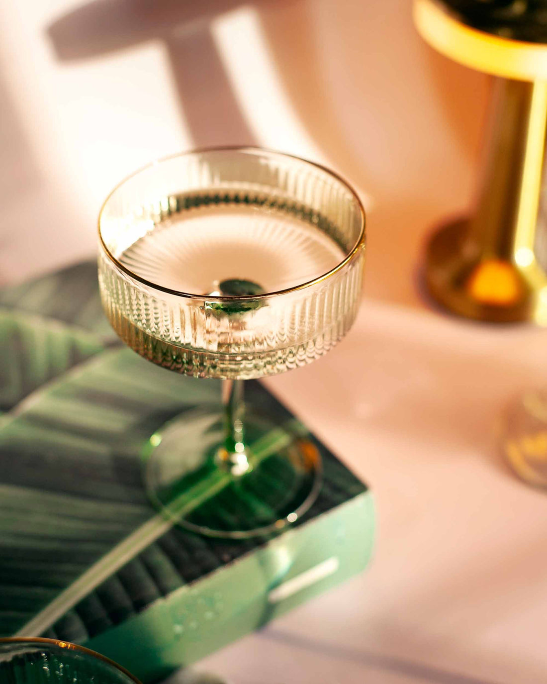 TAÇA COUPE CANELADA- VERDE