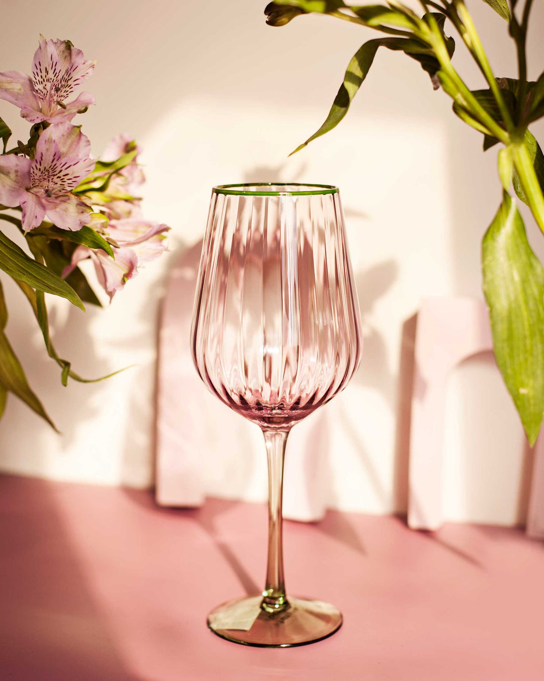 TAÇA LILAC WINE- C/ BASE VERDE- 500 ML