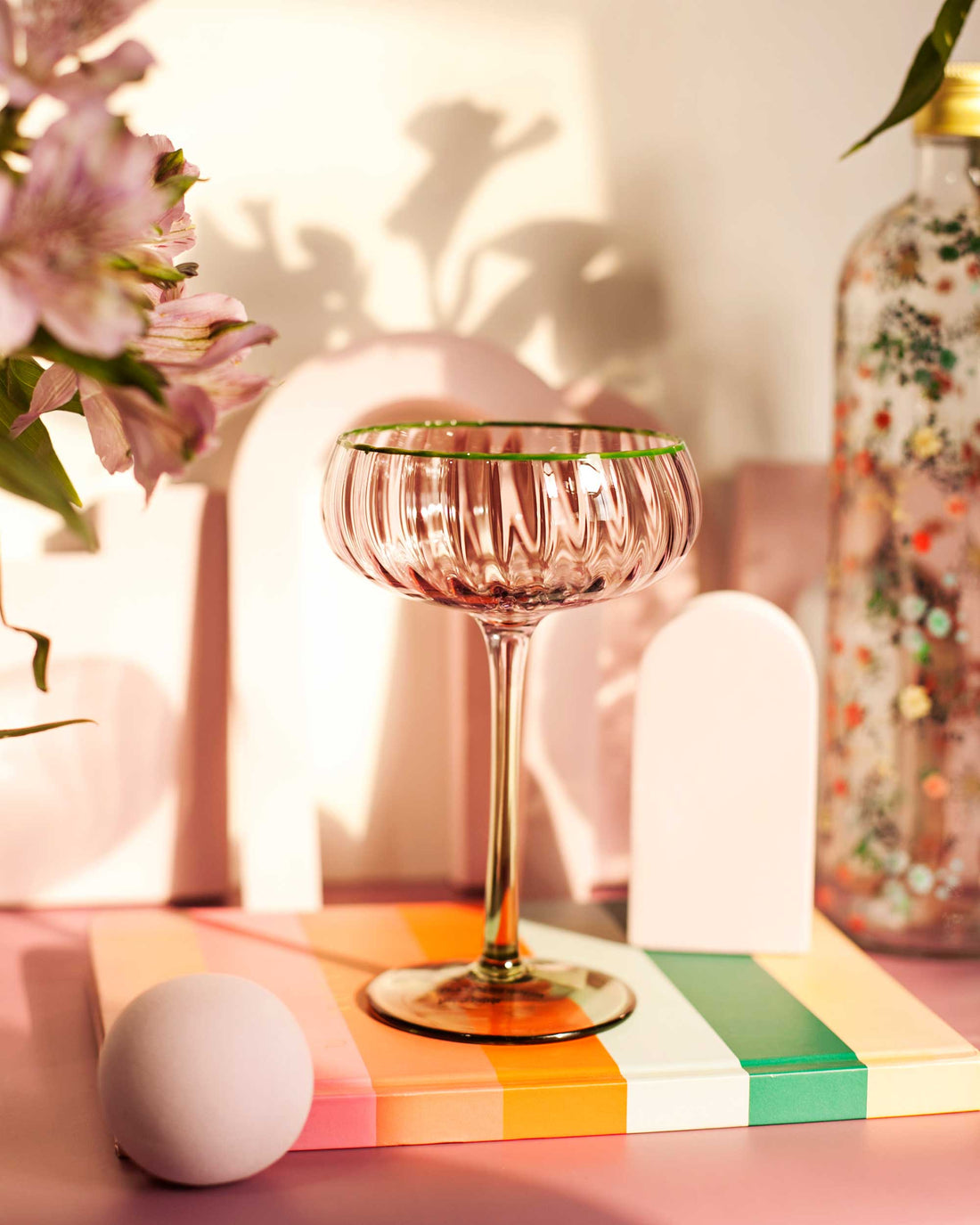 TAÇA LILAC C/ BASE VERDE- 160 ML