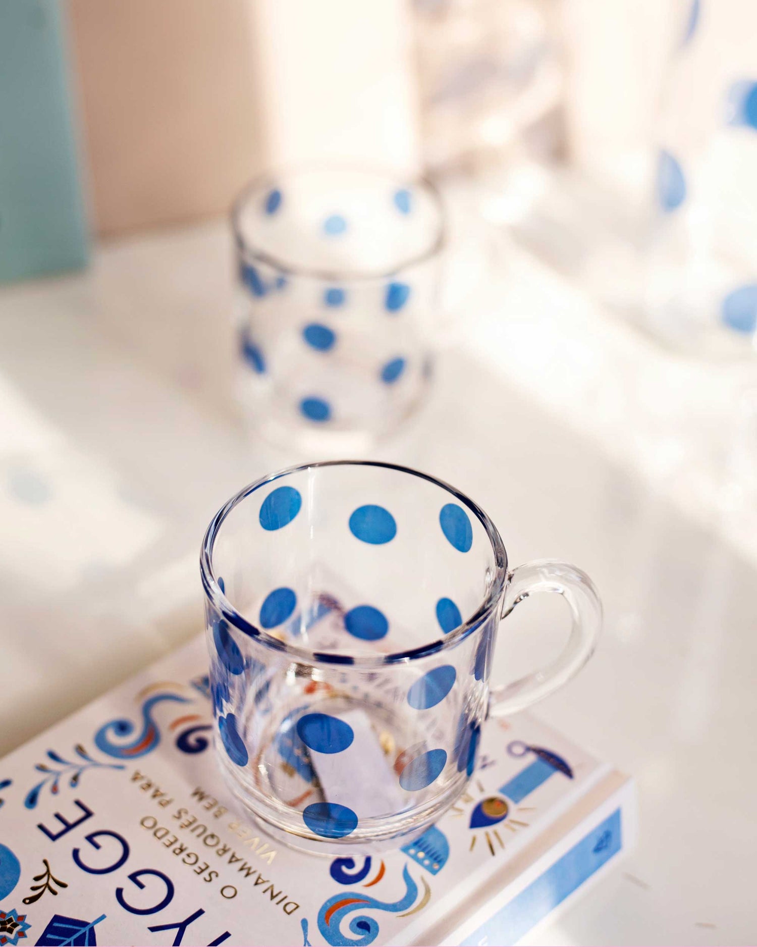 CANECA EM VIDRO- POIS BLUE