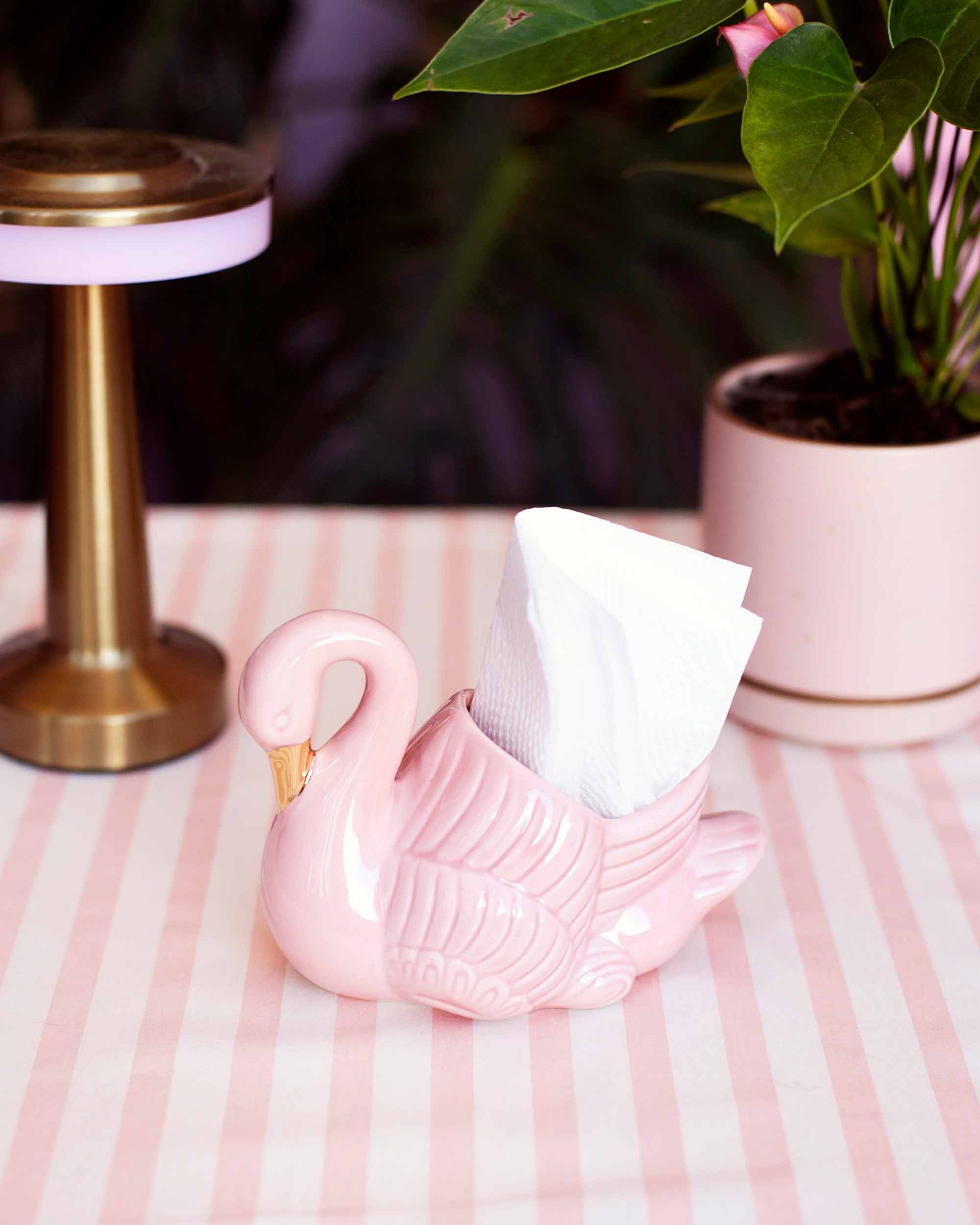 VASO CISNE EM PORCELANA- Odette
