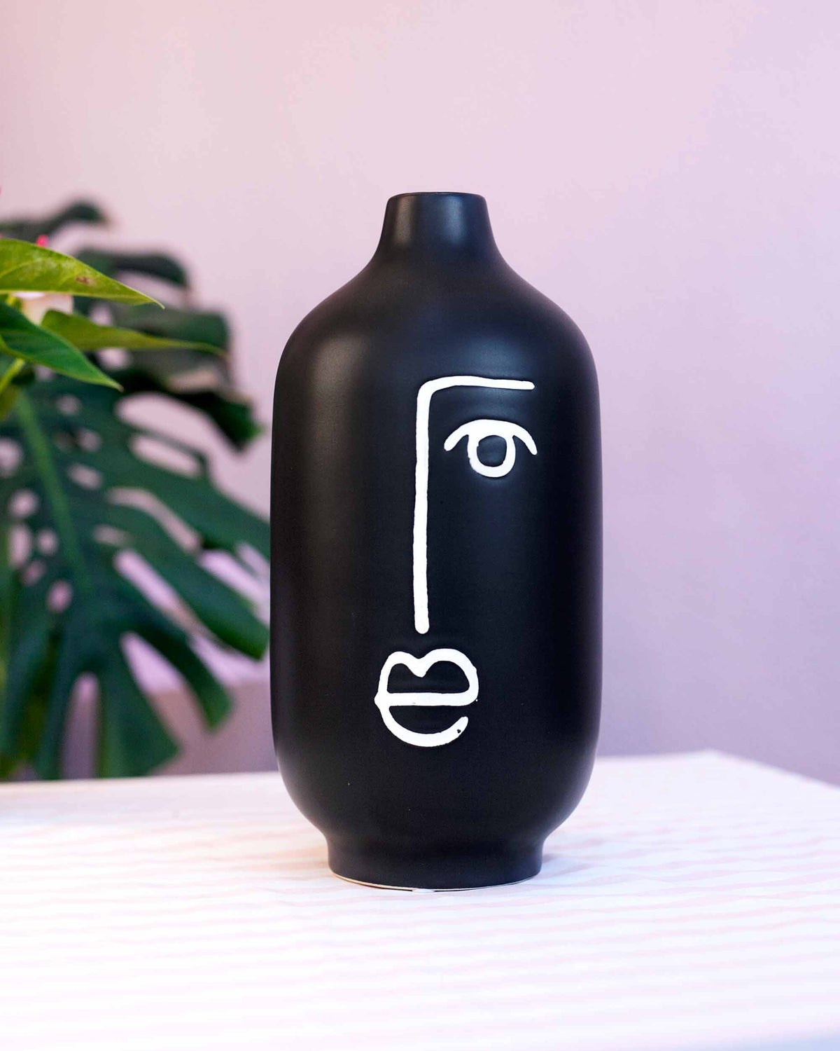 VASO EM CERÂMICA PRETO- ROSTIN G