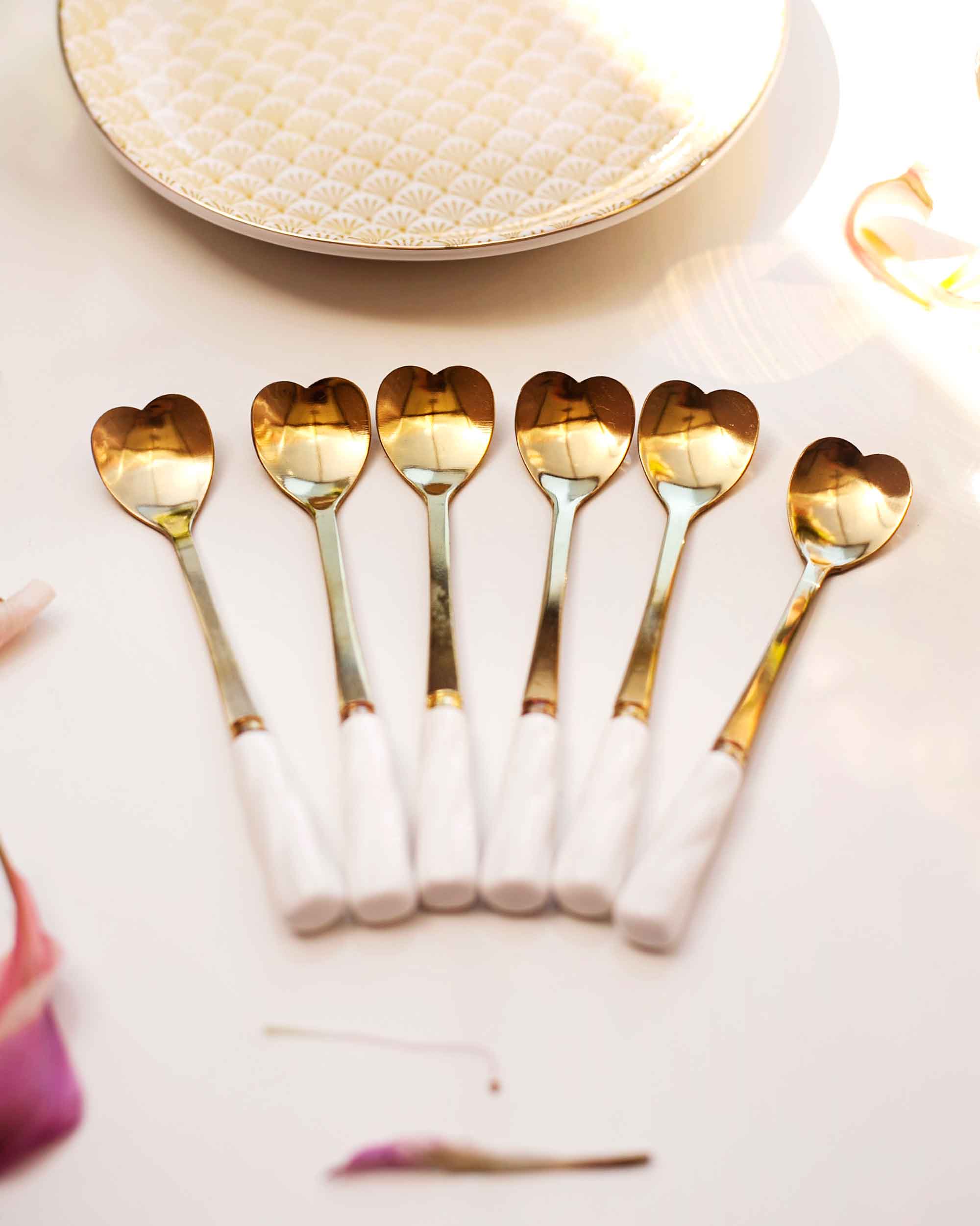 JG 6 COLHERES SOBREMESA -HEART BRANCA