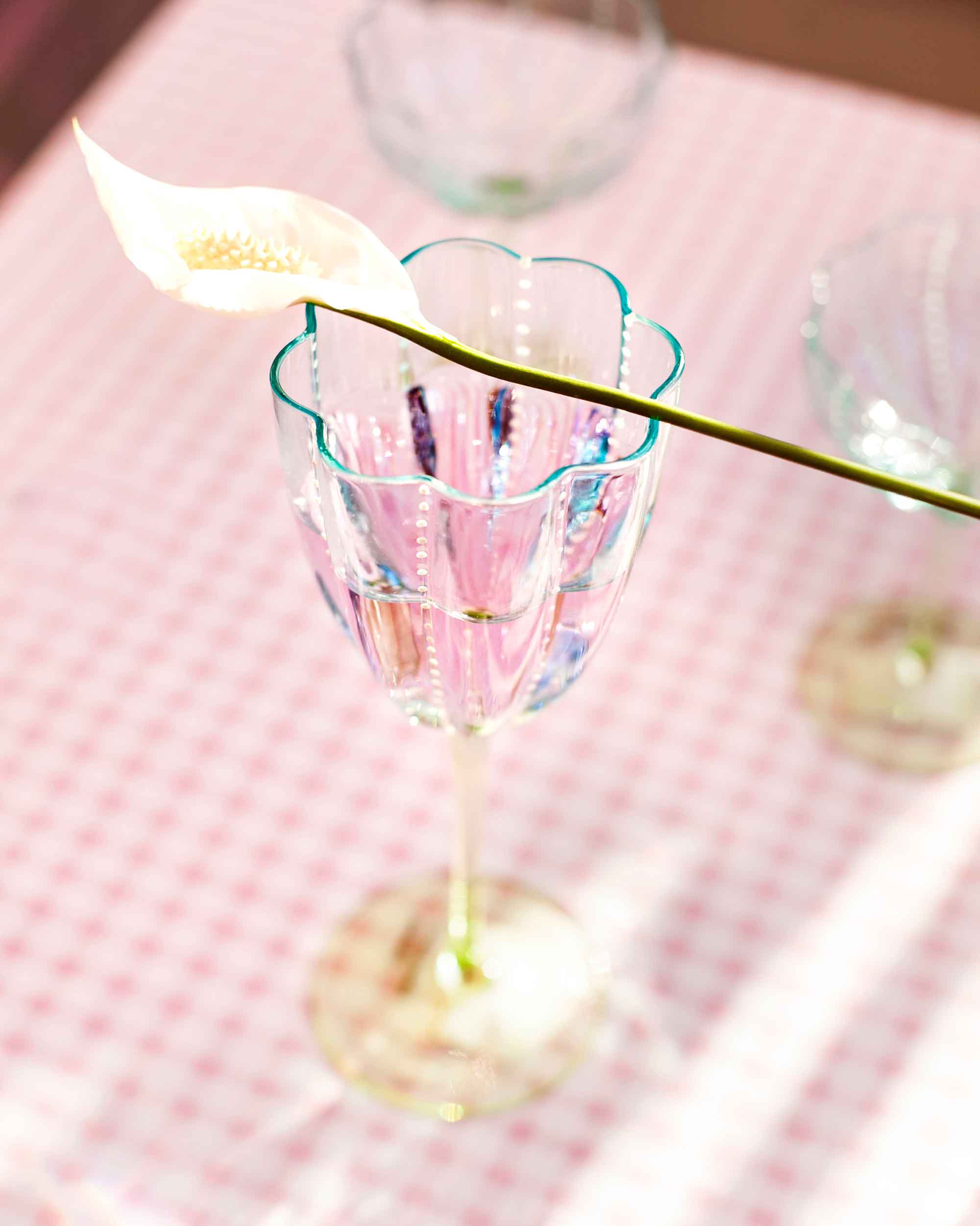 TAÇA WINE LOTUS- AZUL- 300ML