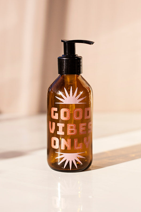 DISPENSER ÂMBAR 200ml - GOOD VIBES ONLY